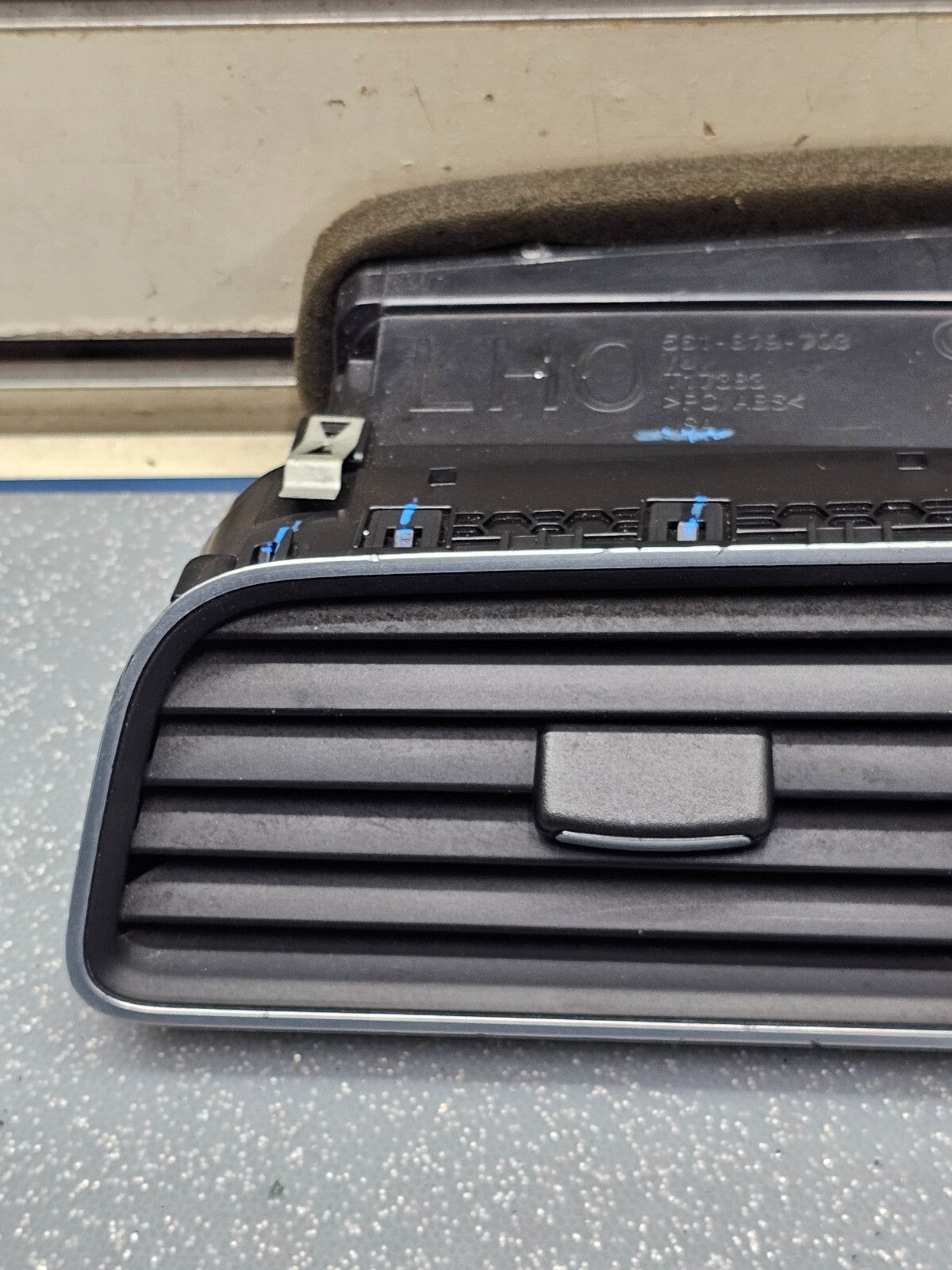 12-15 Passat Dash Left Driver Air Vent Heater Filter Climate Temperature Black