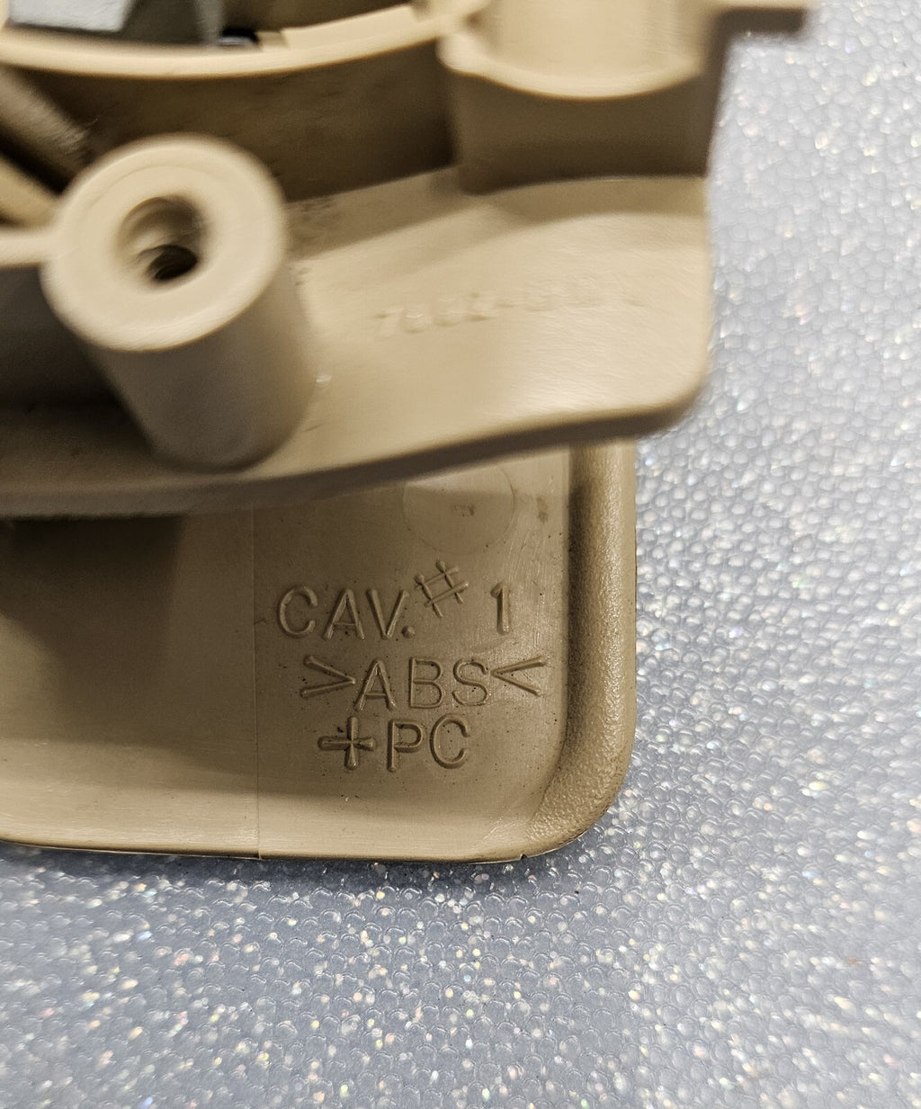 🔥03-07 Cadillac CTS SRX 05-09 STS Glove Box Latch Lock Handle Assembly Tan OEM