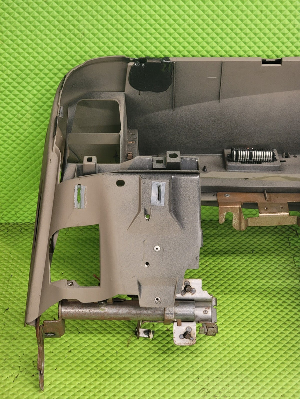 🔥95-99 CHEVY GMC SILVERADO CK Dashboard DASH CORE Frame Mount Assembly GRAY DB2