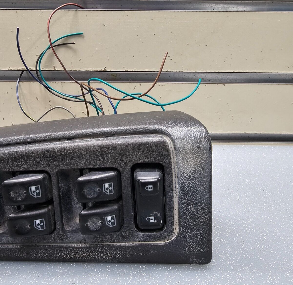 🔥03-06 Silverado ESCALADE 4D LEFT Driver Master Power Window Switch Black WS4
