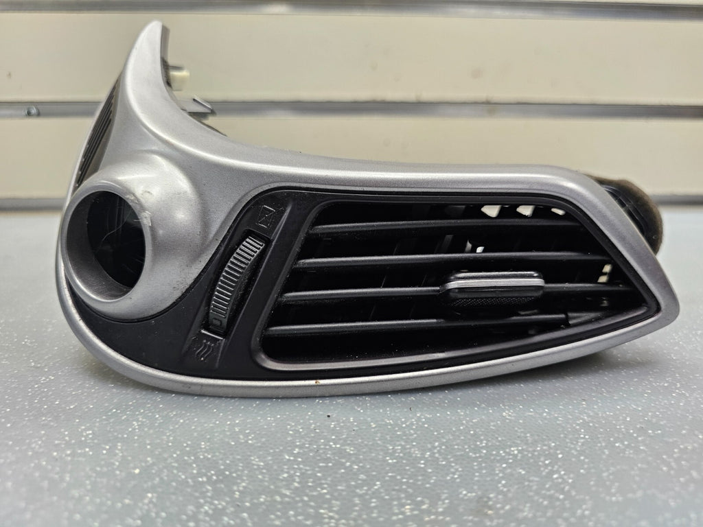 🔥Hyundai ix35 2015 dash center air vent GRILL AIR CONDITIONER CLIMATE CONTROL