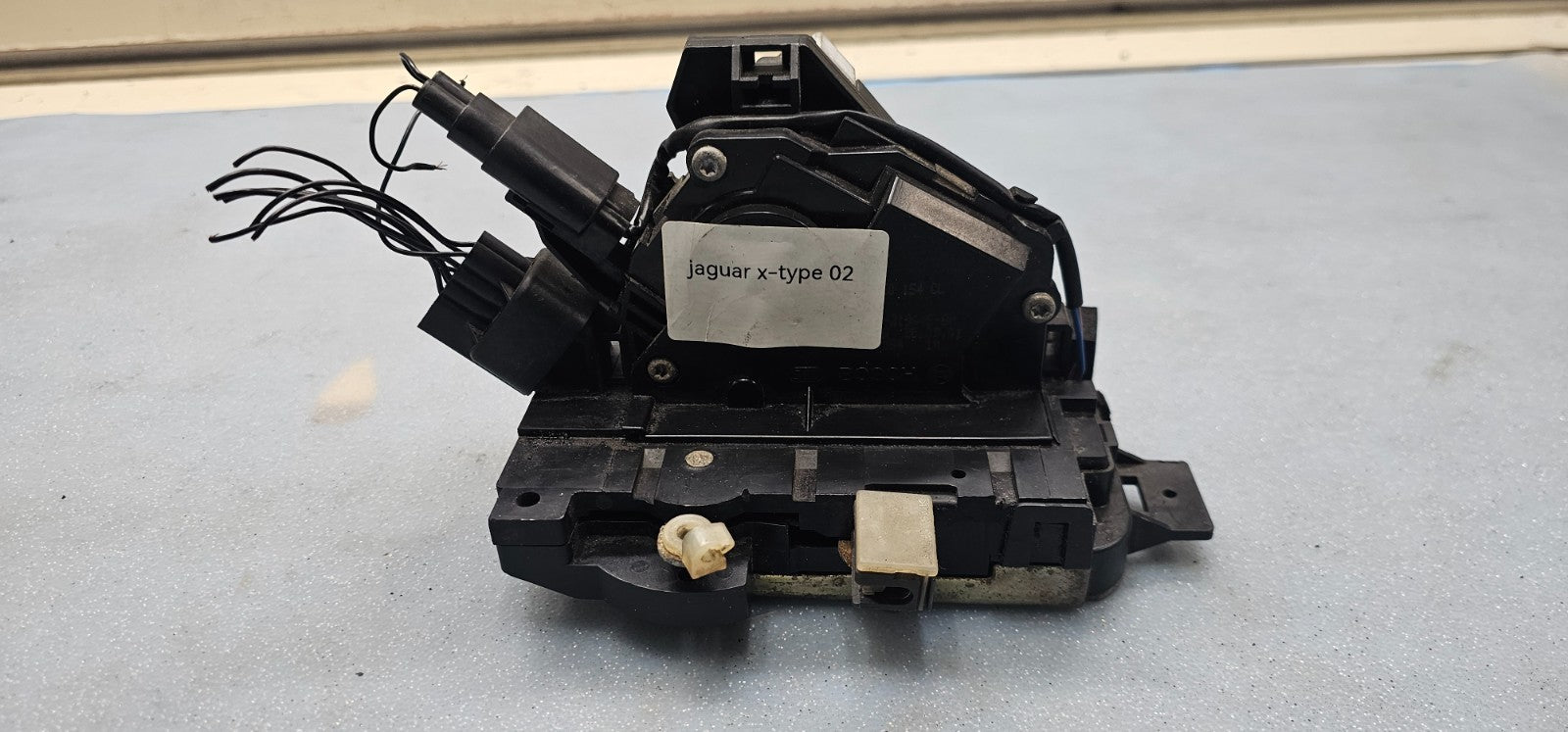 🔥02-08 Jaguar X-Type  Rear Door Lock Catch Latch actuator