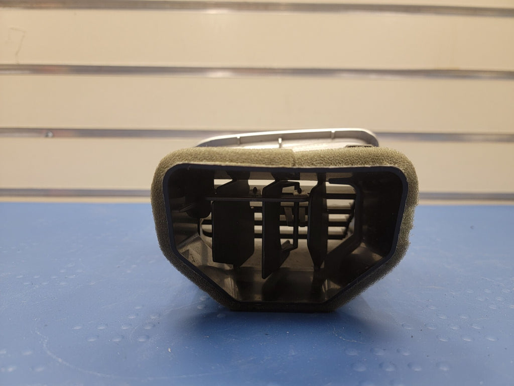 🔥10-17 CHEVROLET EQUINOX RIGHT FRONT PASSENGER DASH AC HEATER AIR VEN VT31