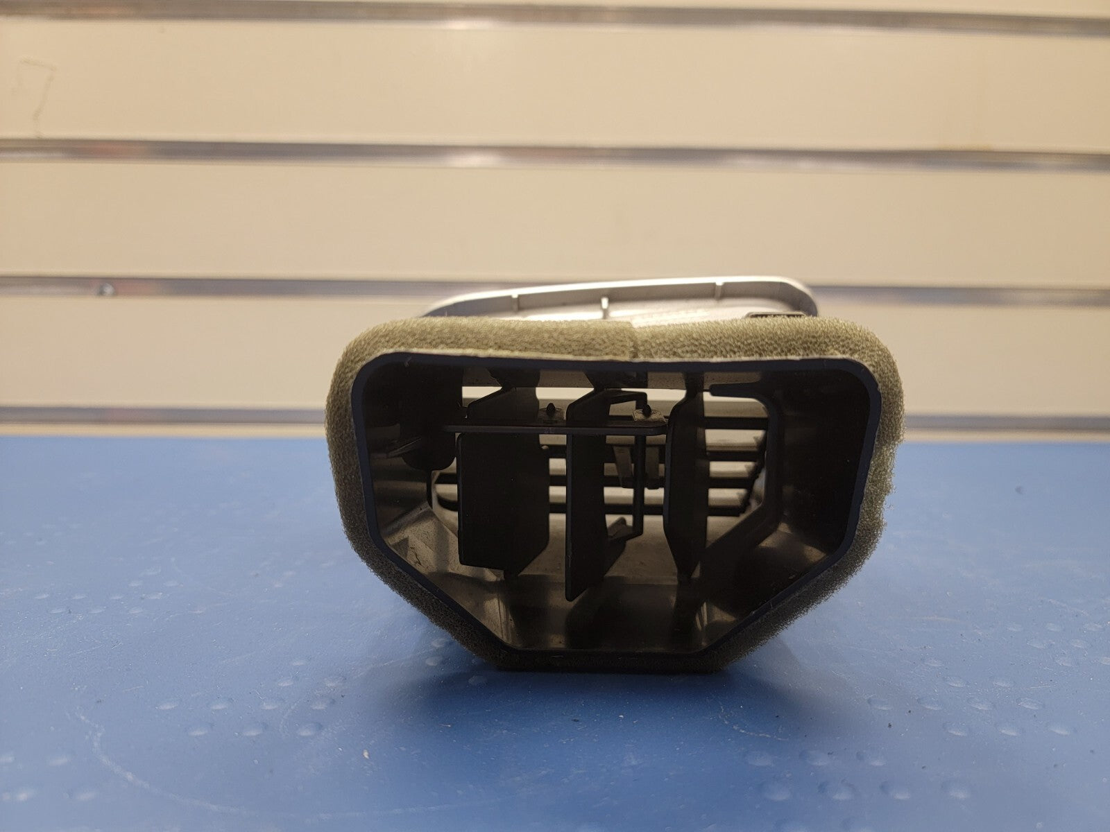 🔥10-17 CHEVROLET EQUINOX RIGHT FRONT PASSENGER DASH AC HEATER AIR VEN VT31