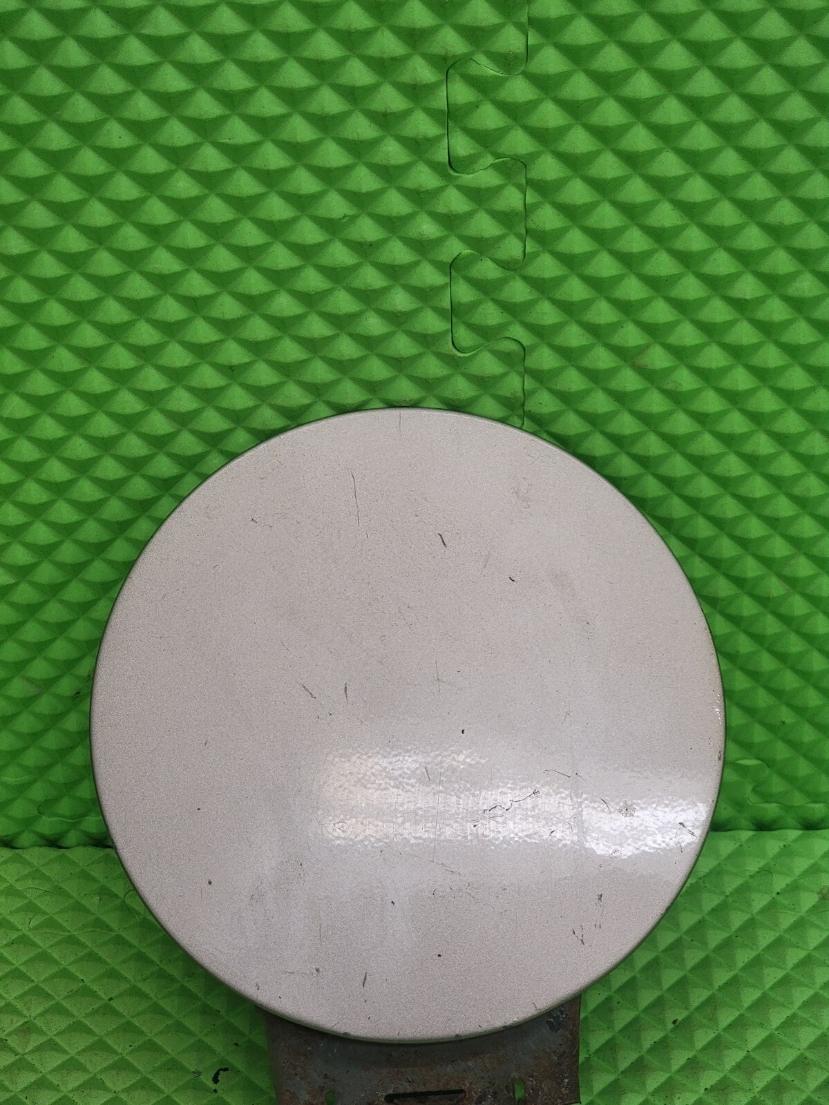 🔥99-06 Chevrolet Tahoe Silverado GMC Gas Tank Fuel Filler Door Indigo SILVER