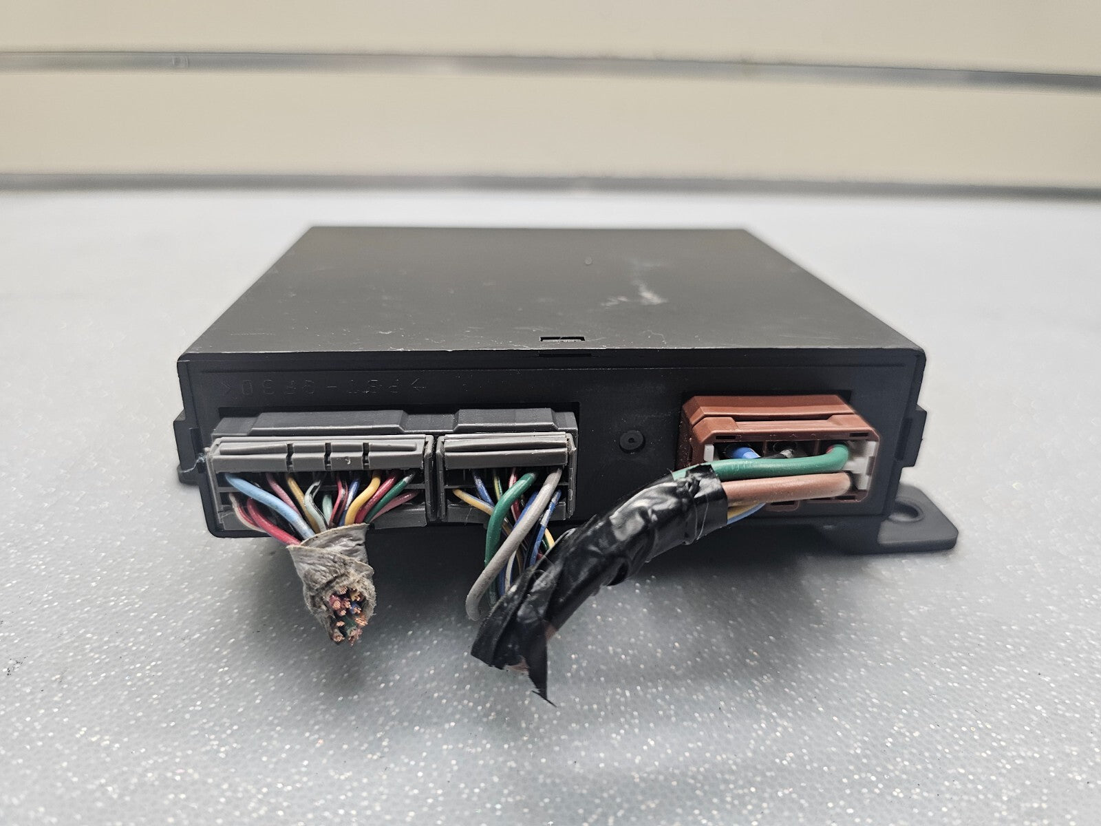 05-07 HONDA ODYSSEY Right Rear Power Sliding Door Control Relay Module Unit OEM