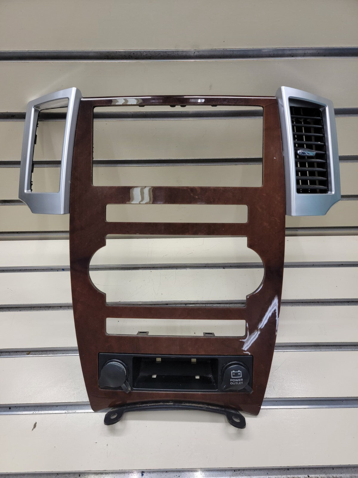🔥2008-2010 Jeep Grand Cherokee Radio Bezel Center Dash Trim Temperature Control