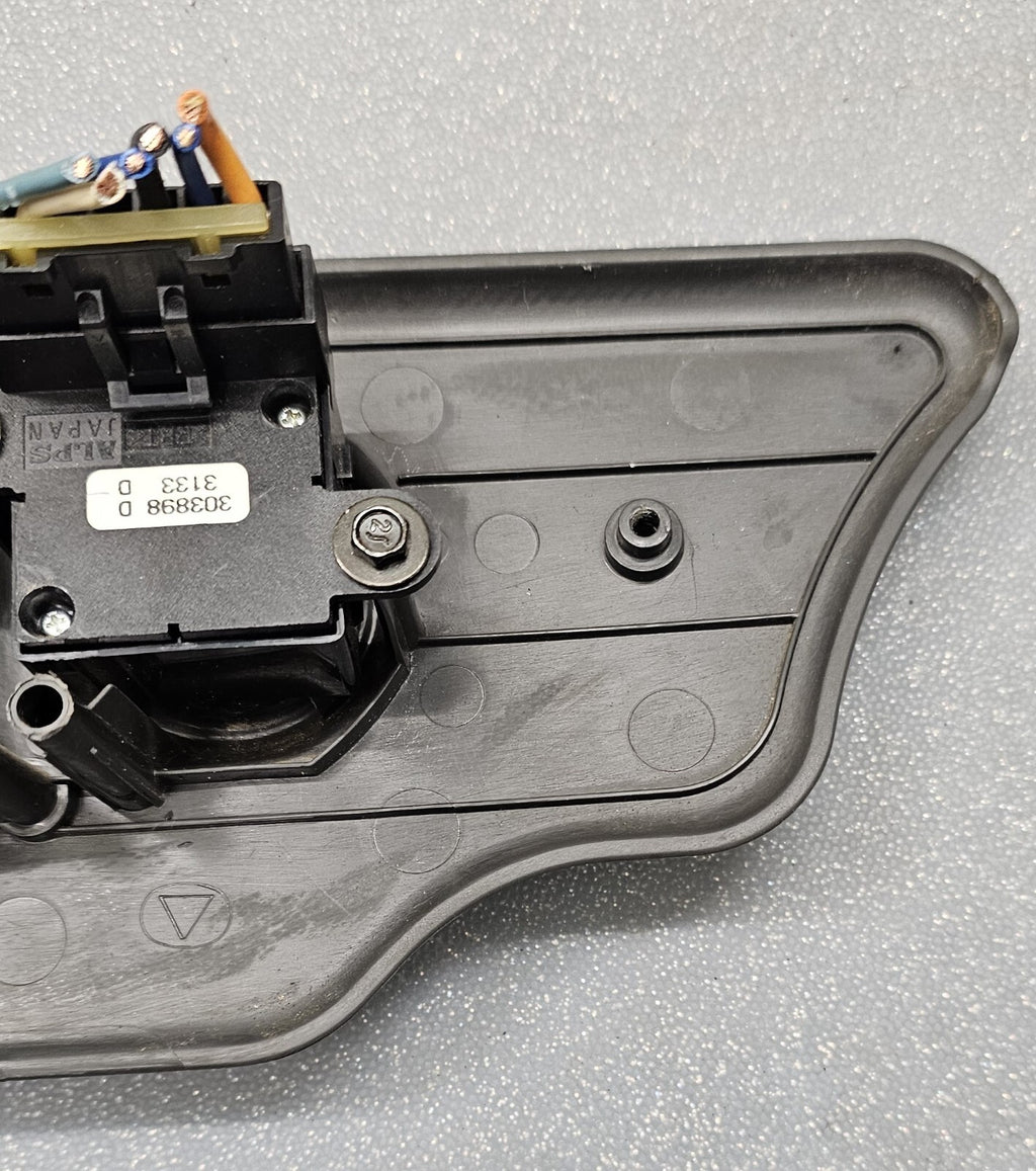 🔥03-06 SILVERADO SIERRA Front right  Power Seat Adjuster Heat SWITCH Bezel OEM
