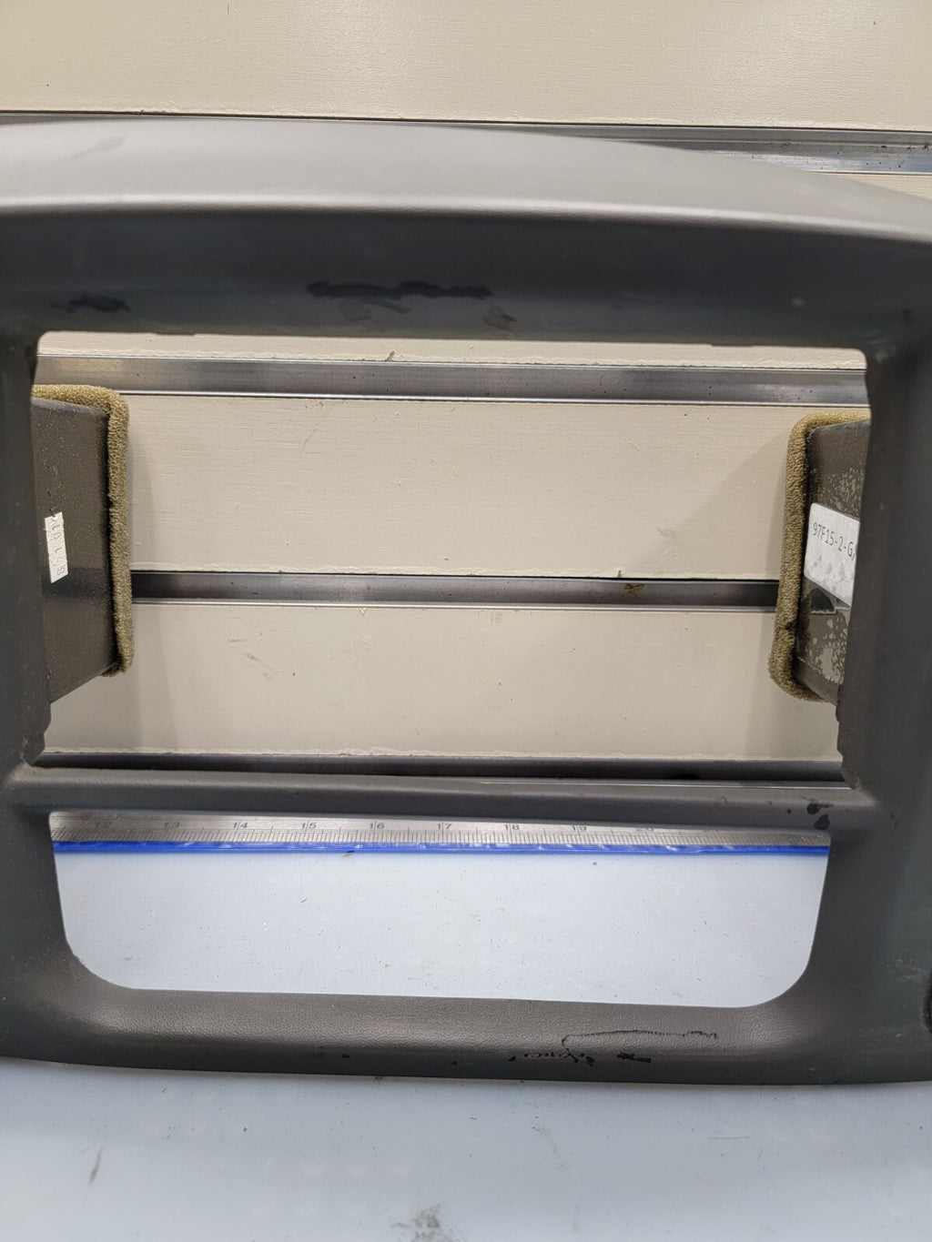 🔥97-03 Ford F150 Center Dash Radio Climate Trim BEZEL Panel AIRBG Line GRAY