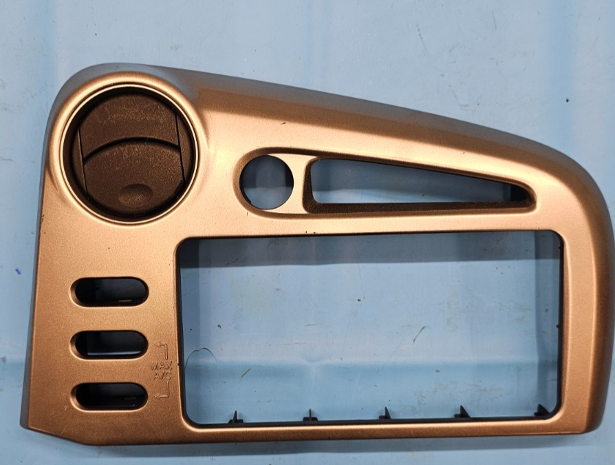 🔥03-08 Toyota MATRIX Pontiac VIBE Center Dash Radio Bezel Trim Panel SILVER B26
