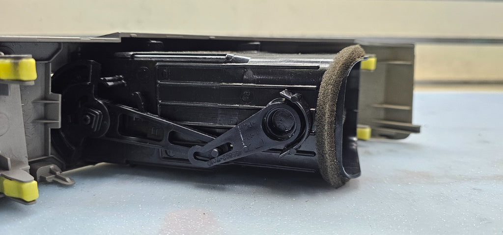 🔥04-09 PRIUS Dash Right Passenger AC A/C HVAC AIR VENT HEATER PANEL SILVER