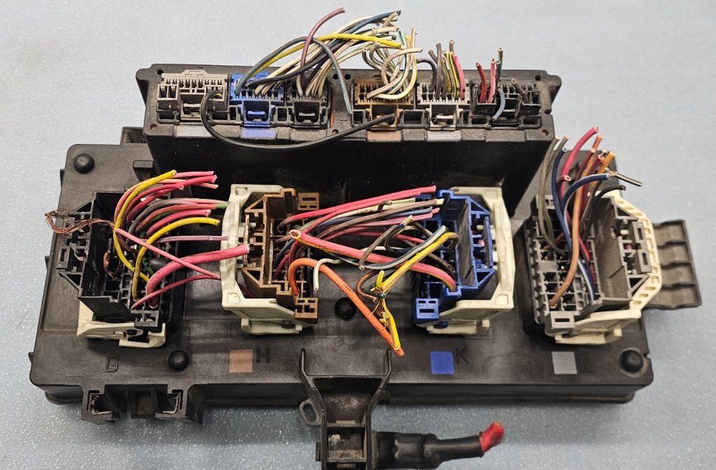 🔥2008 DODGE RAM FUSE BOX RELAY TIPM TOTALLY INTEGRATED POWER MODULE ASSEMBLY