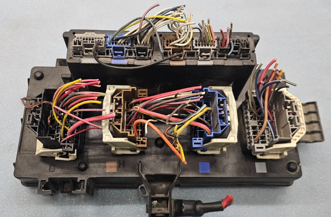 🔥2008 DODGE RAM FUSE BOX RELAY TIPM TOTALLY INTEGRATED POWER MODULE ASSEMBLY