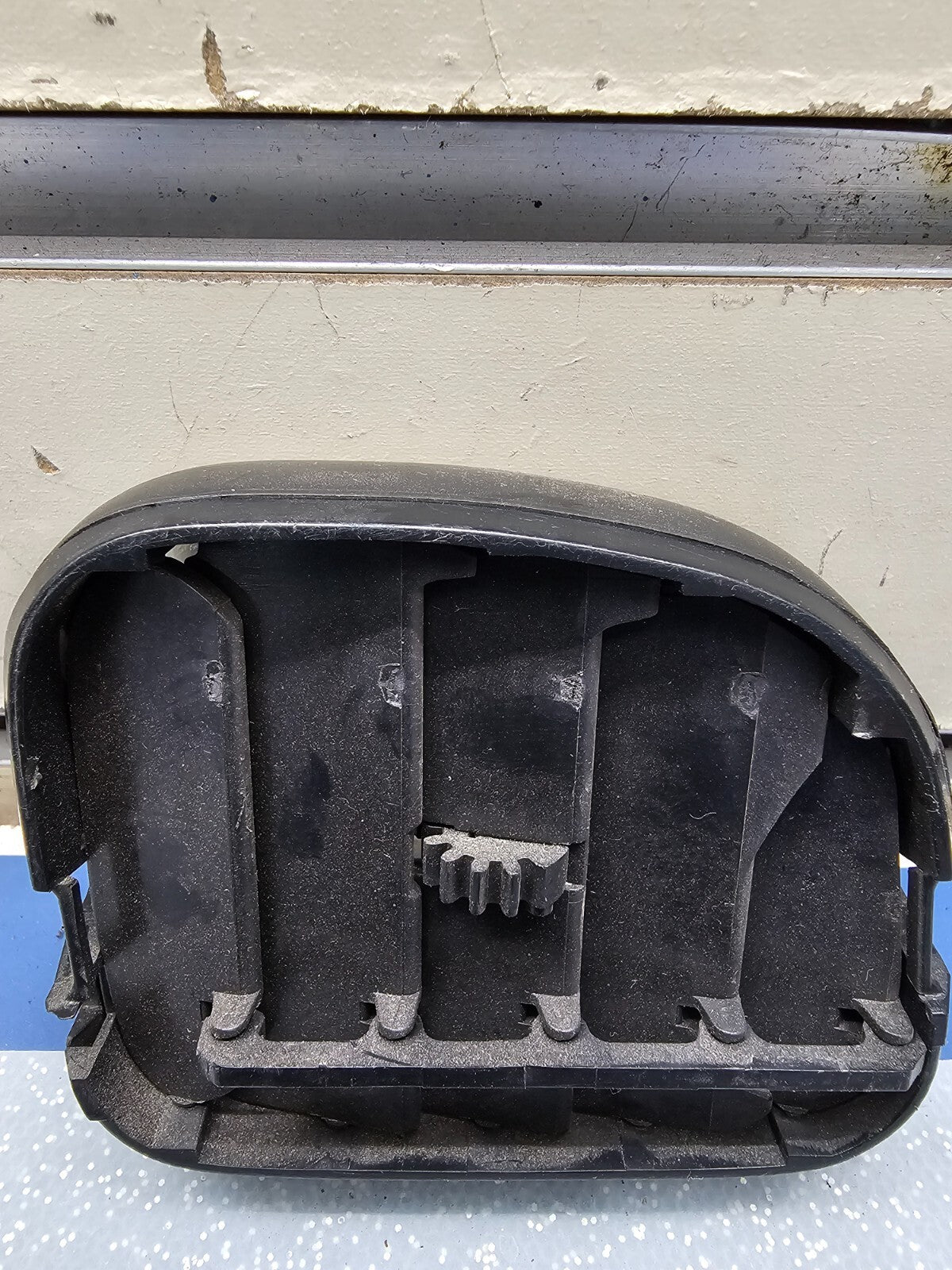 98-01 Dodge Ram Dash Right Passenger Heater Climate Air Vent Filter Conditioner
