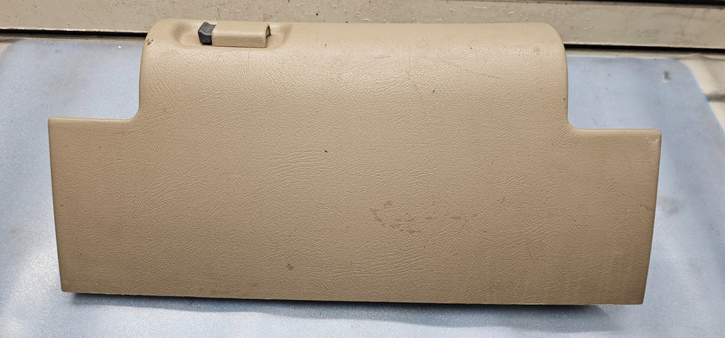 95-99 CHEVY GMC TRUCK SILVERADOC/K Glove Box Storage Compartment Assembly TAN G2