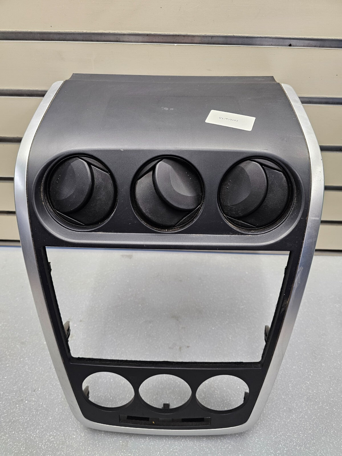 🔥07-09 MAZDA CX7 CENTER DASH PANEL RADIO STEREO CLIMATE BEZEL TRIM BLACK/SILVER