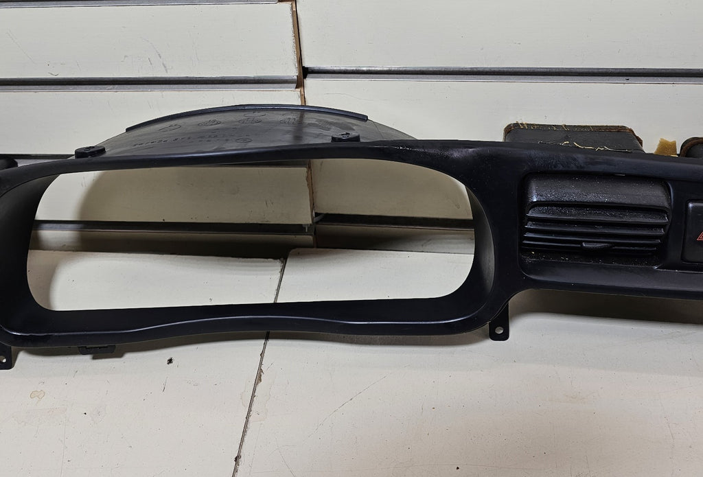 🔥00-04 Subaru Legacy Outback Speedometer Instrument Cluster Dash Bezel Air Vent