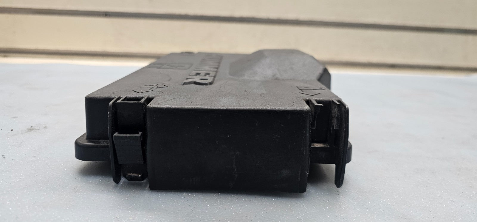 🔥2006 HUMMER H3 FRONT ENGINE MULTIUSE FUSE RELAY JUNCTION ID UPPER COVER