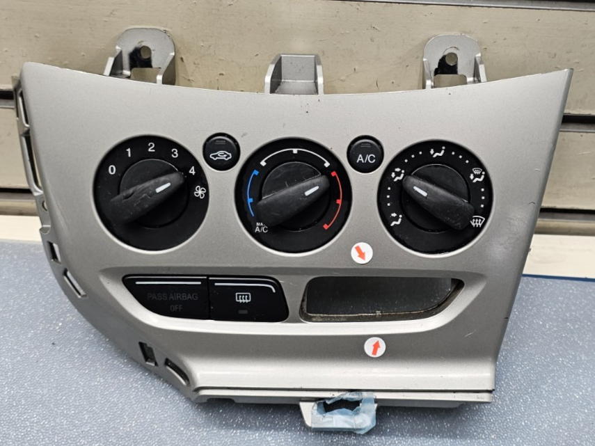 🔥12-14 FORD FOCUS A/C HEATER CLIMATE CONTROL Dash Bezel Temperature SILVER OEM