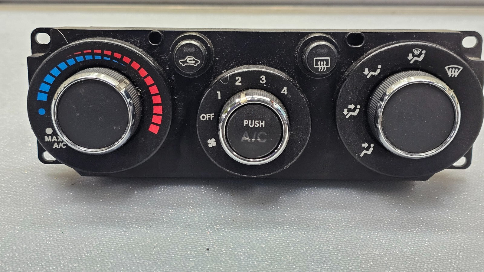 🔥06-11 Mitsubishi Endeavor Dash A/C Heater Climate Temperature Control Unit OEM