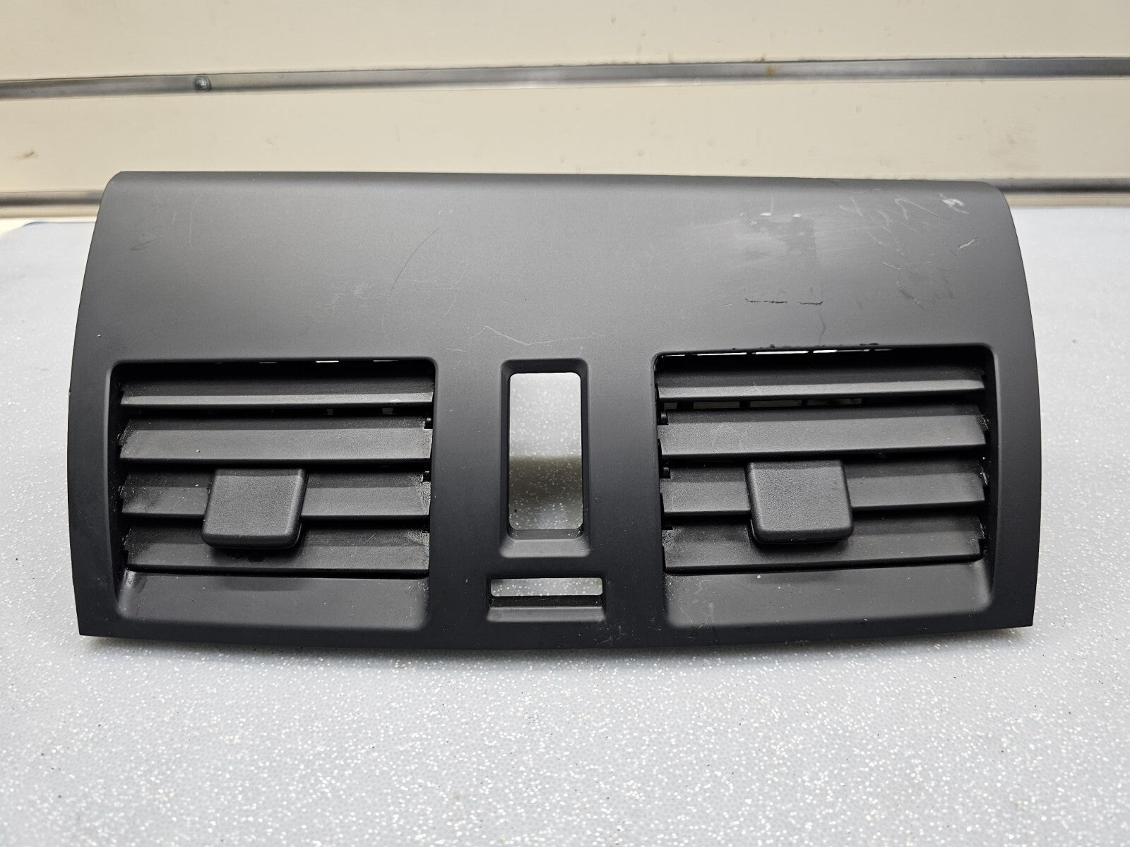 🔥10-13 MAZDA 3 CENTER DASH AIR VENT BEZEL A/C HEATER TEMPERATURE  PANEL BLACK