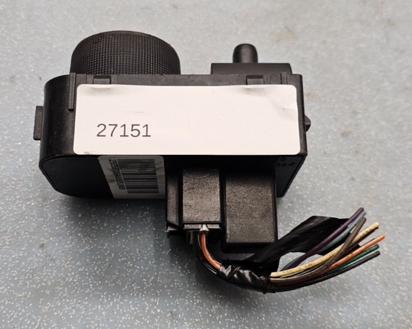 🔥07-14 Silverado Sierra Headlight Lamp Transfer Case Control Switch Assembly