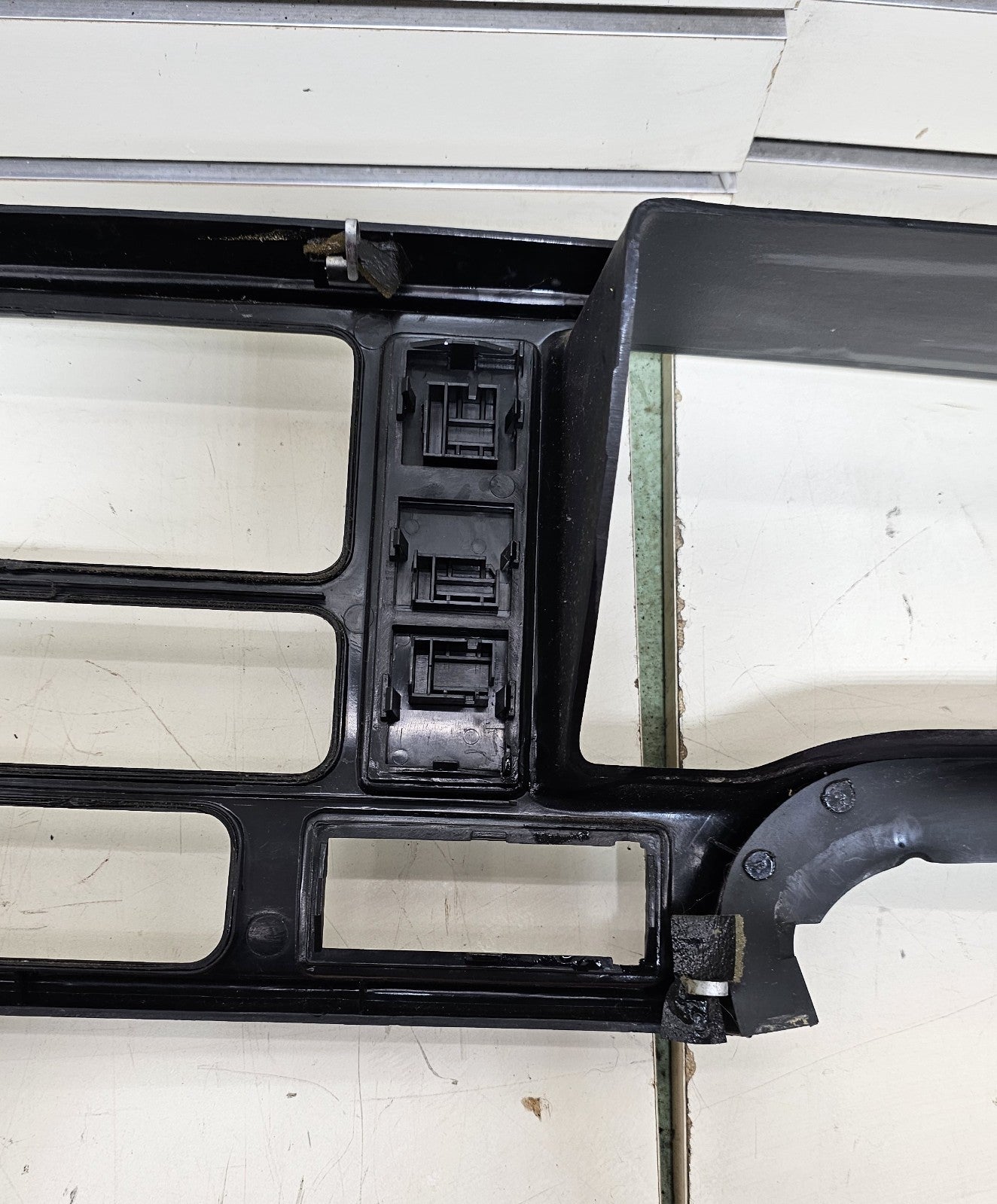 95-99 CHEVY GMC TRUCK SILVERADO CK Cluster Gauge Speedo Dash Bezel Red C3