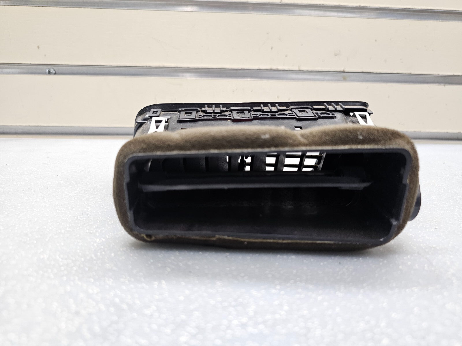 🔥2013 VW PASSAT SE AIR VENT HEATER  AIR CONDITIONER DASH TRIM RIGHT SIDE