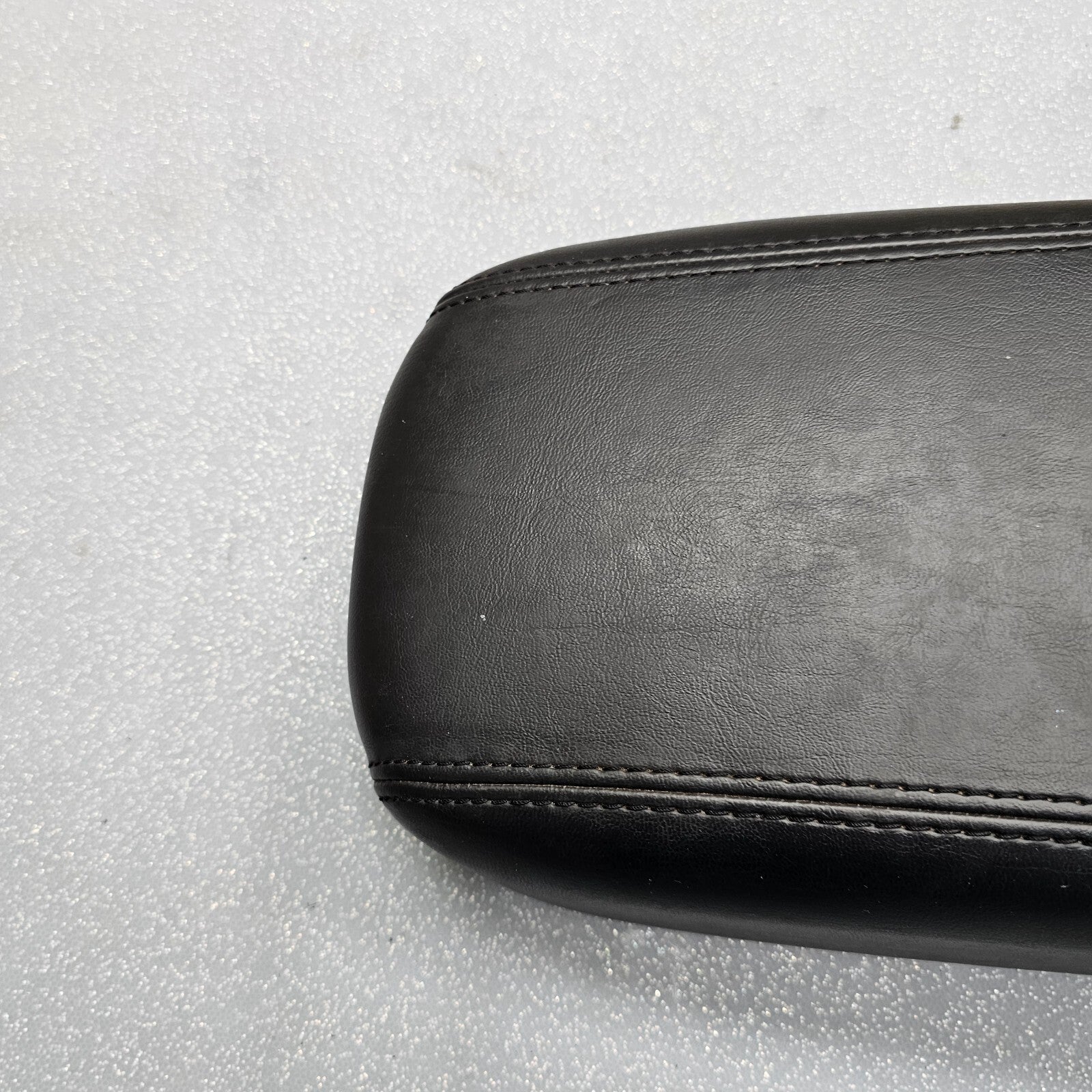 🔥13-16 DODGE DART CENTER CONSOLE ARM REST LID LEATHER BLACK TOP PAD COVER BLACK