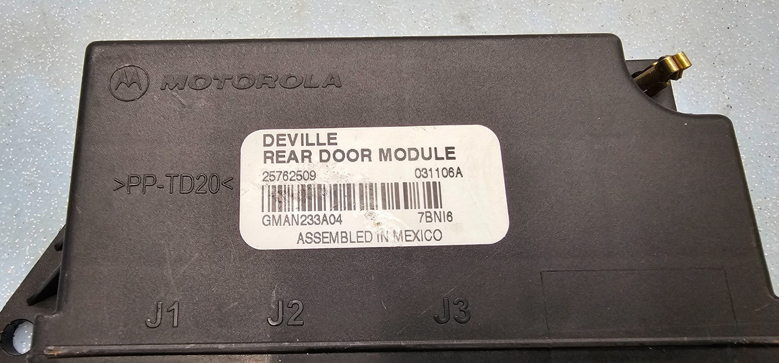 🔥04-05 DEVILLE SEVIILE POWER WINDOW REAR VIEW MIRROR DOOR LOCK CONTROL MODULE