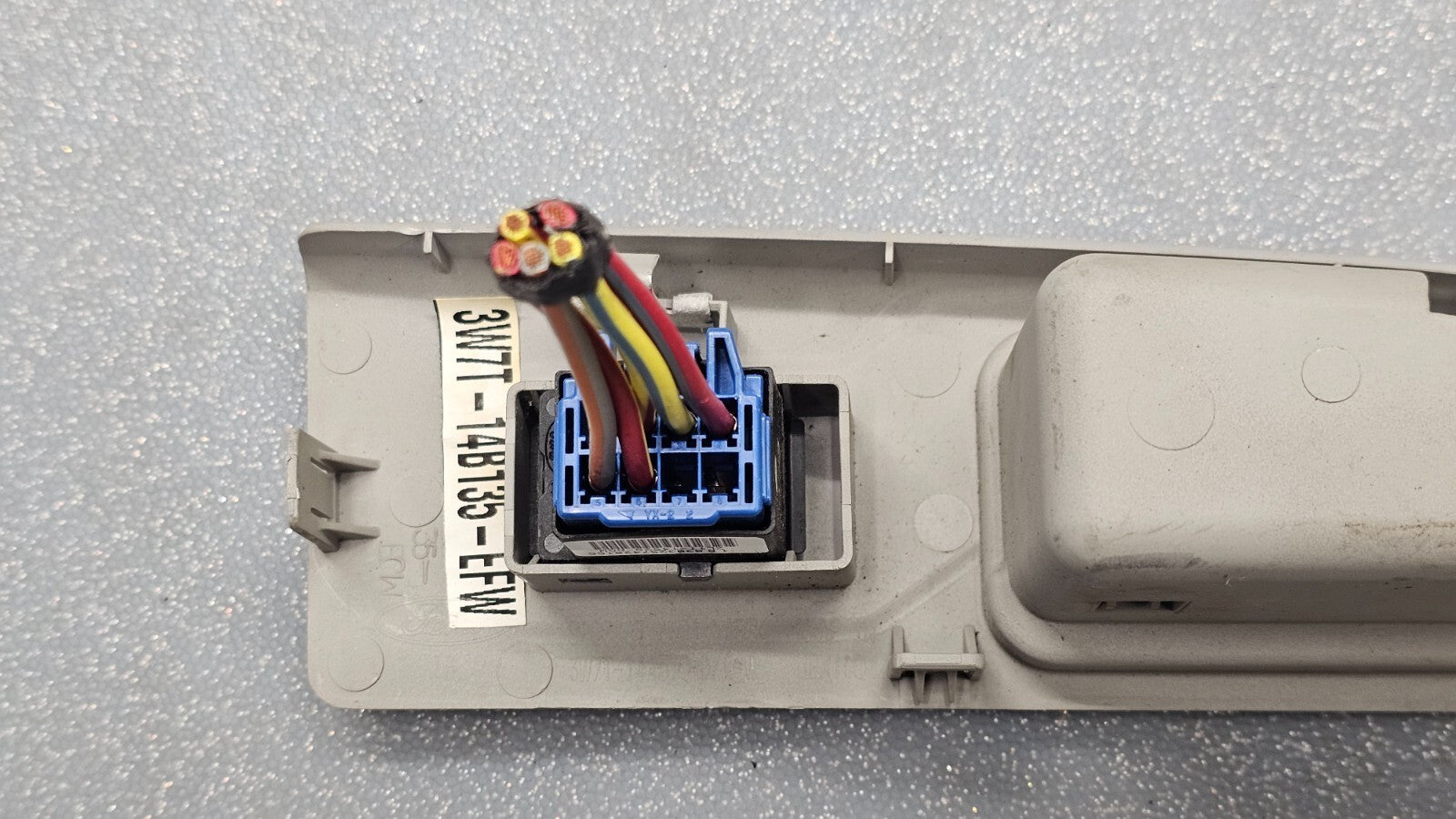 🔥03-08 Crown Victoria Rear Right Passenger Power Window Door Switch Gray