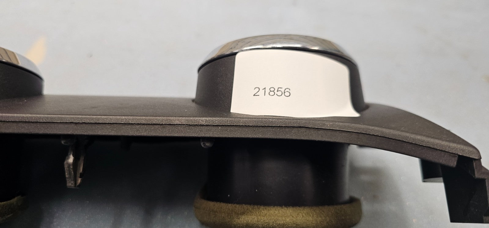 🔥05-09 FORD MUSTANG CENTER DASH AC HVAC A/C AIR VENT HEATER TRIM BEZEL BLACK