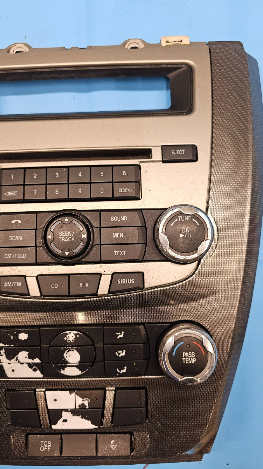 🔥10-12 Fusion Milan AM FM Radio Stereo Climate Control Trim Panel Bezel Gray