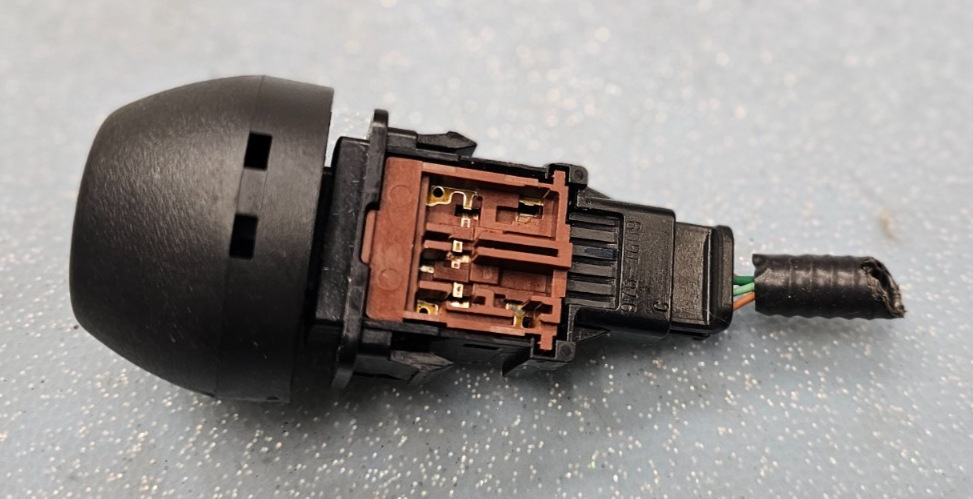 🔥2006-2012 Toyota RAV4 4x4 Dash Left Lock Switch OEM BLACK