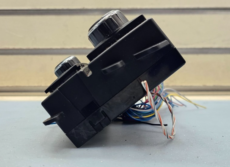 🔥08-10 Dodge Grand Caravan Town & Country Climate Control Rear A/C Heater Dash