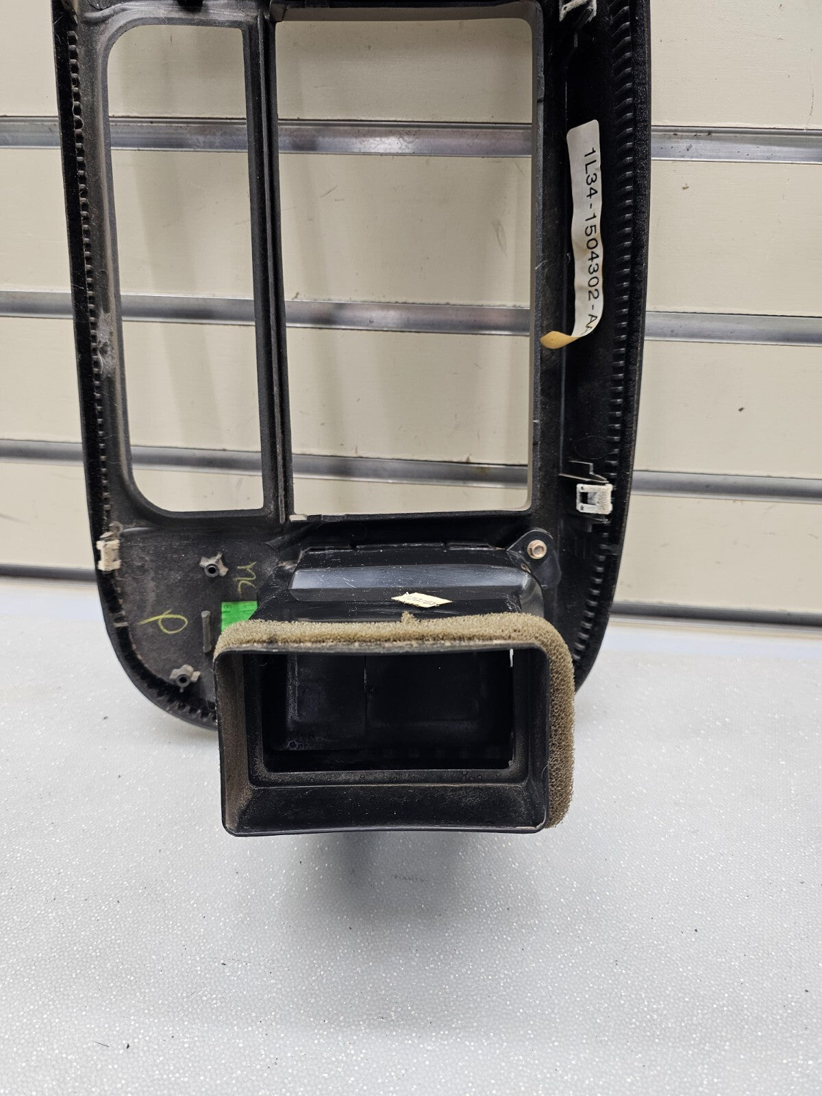 🔥1997-2003 Ford F150 Front Center Dash Radio BEZEL Trim Panel TAN B1