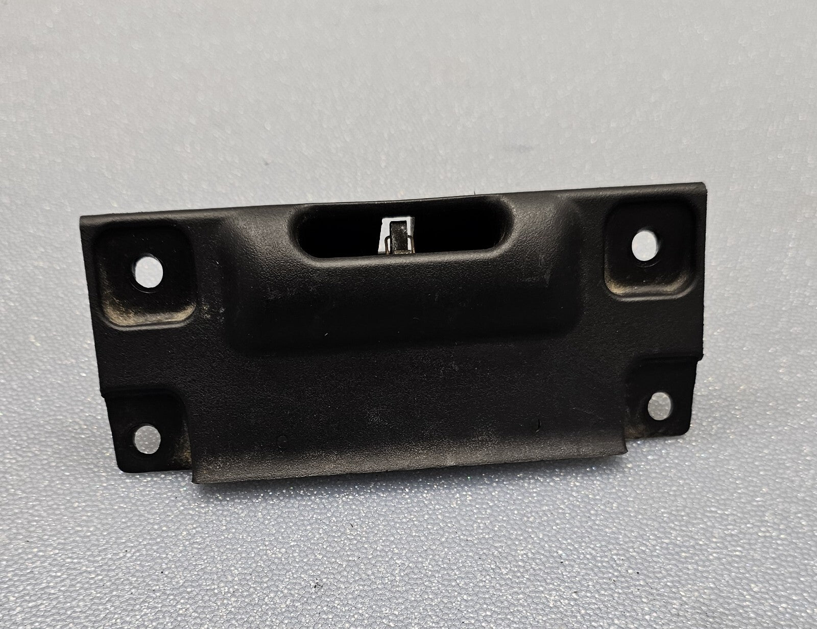 98-01 DODGE RAM 1500 2500 GLOVE COMPAERTMENT BOX HANDLE LATCH DOOR TRUCK PICKUP