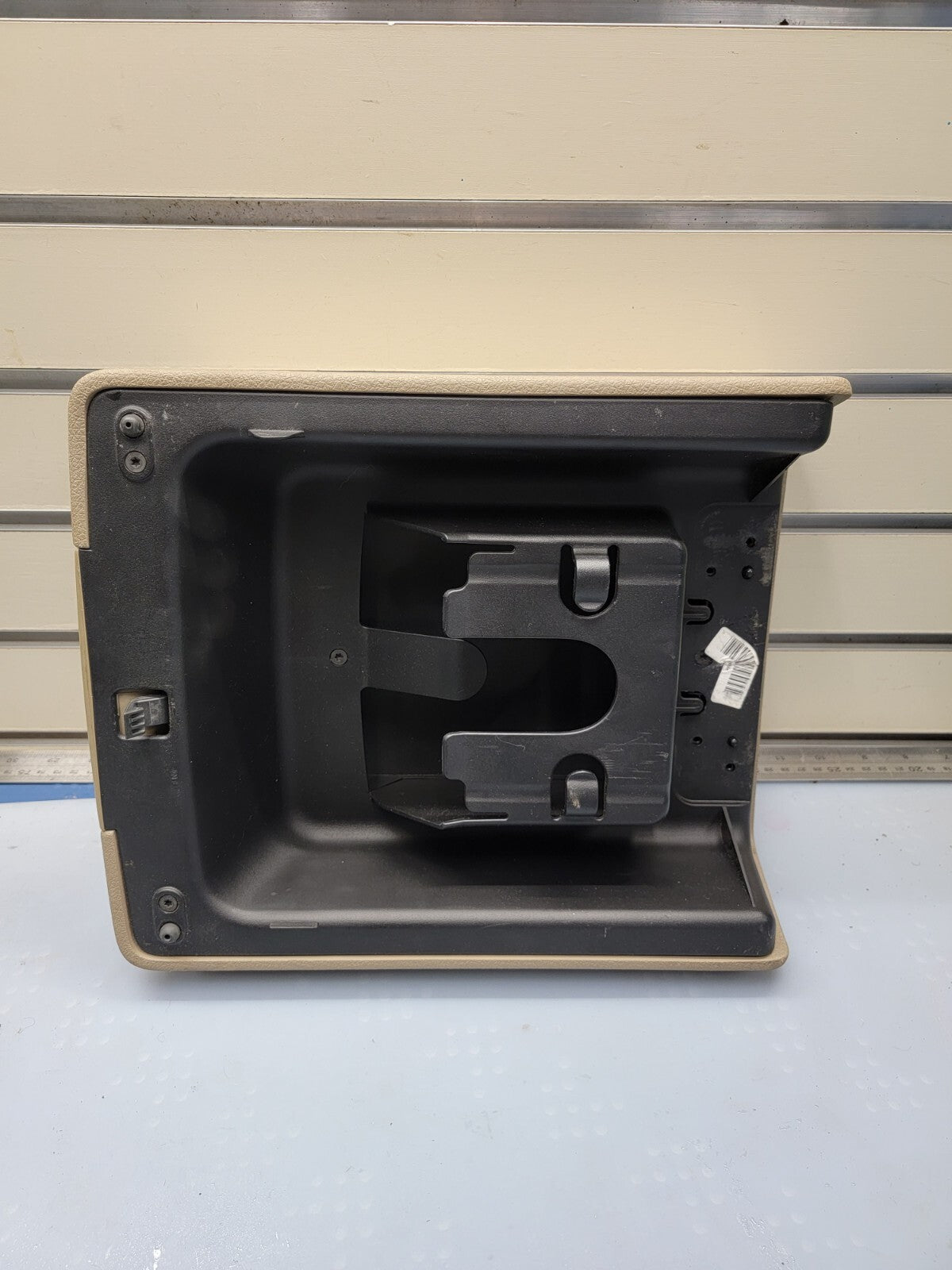 🔥07-14 FORD EXPEDITION CENTER CONSOLE COLUMN SHIFT ARM REST LID  TAN