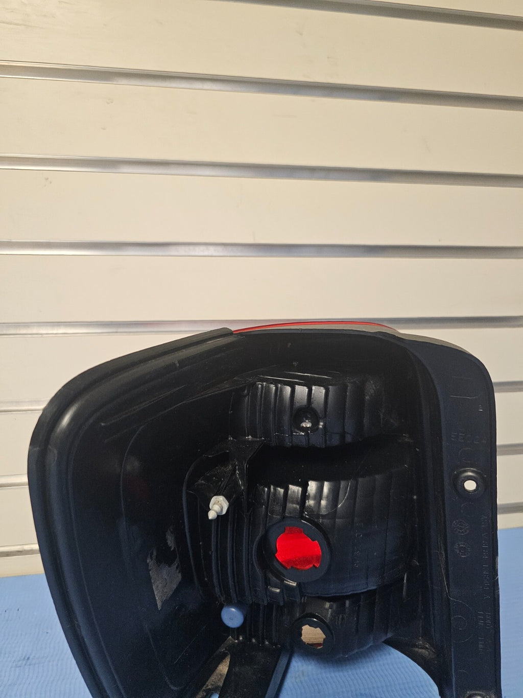 🔥08-12 Ford Escape Right Passenger Rear Tail Brake Stop Light Lamp Assembly OEM