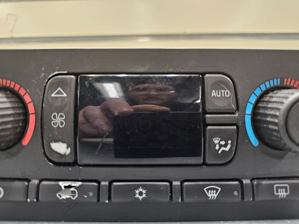 03-06 Silverado Sierra Dash Climate Heater Temperature Control Air Conditioning
