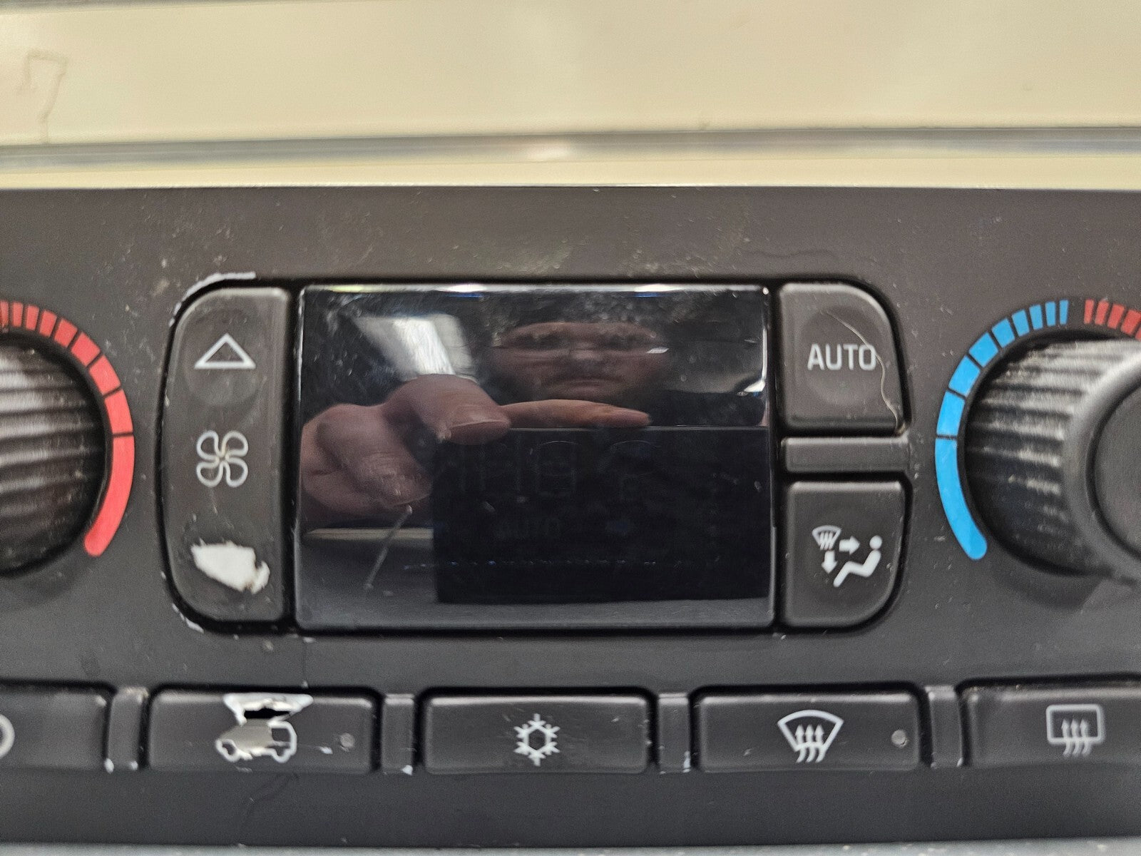 03-06 Silverado Sierra Dash Climate Heater Temperature Control Air Conditioning
