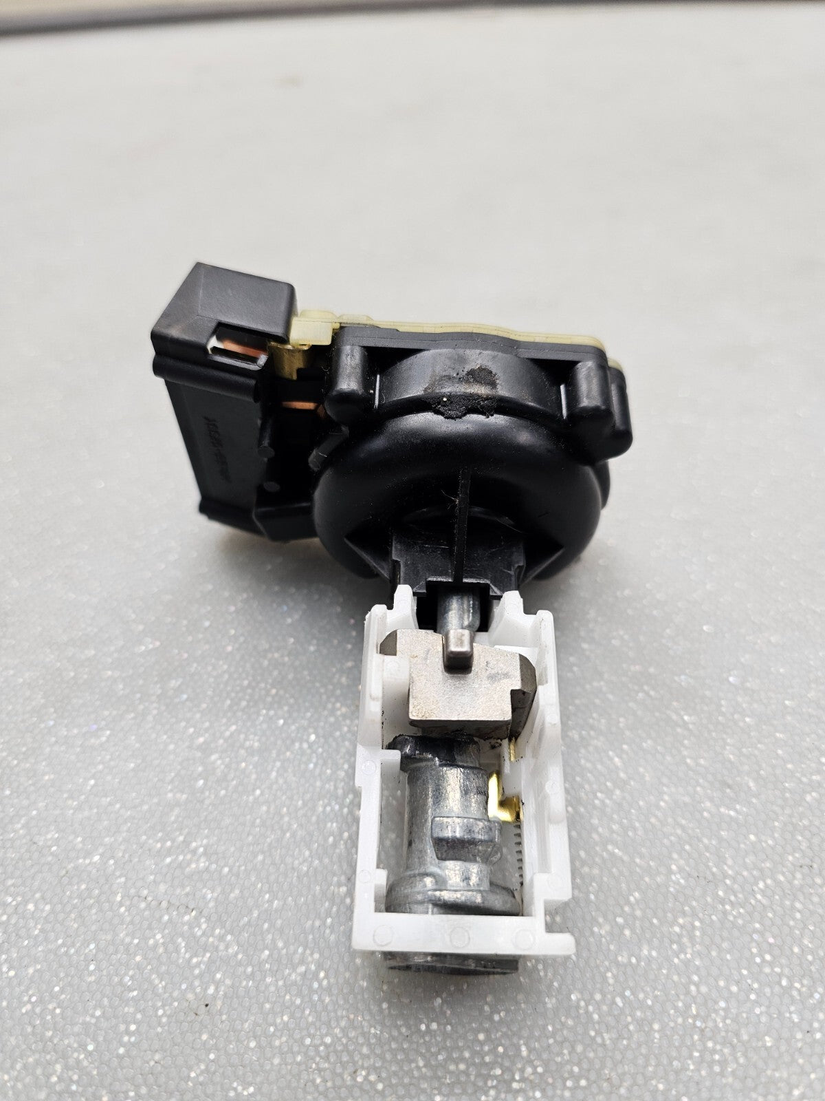 🔥02-07 JEEP LIBERTY IGNITION SWITCH & IGNITION LOCK ACTUATOR USED OEM