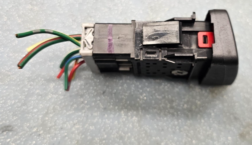 🔥01-05 Civic Center Dash Hazard Switch Warning Light Emergency Flasher Assembly