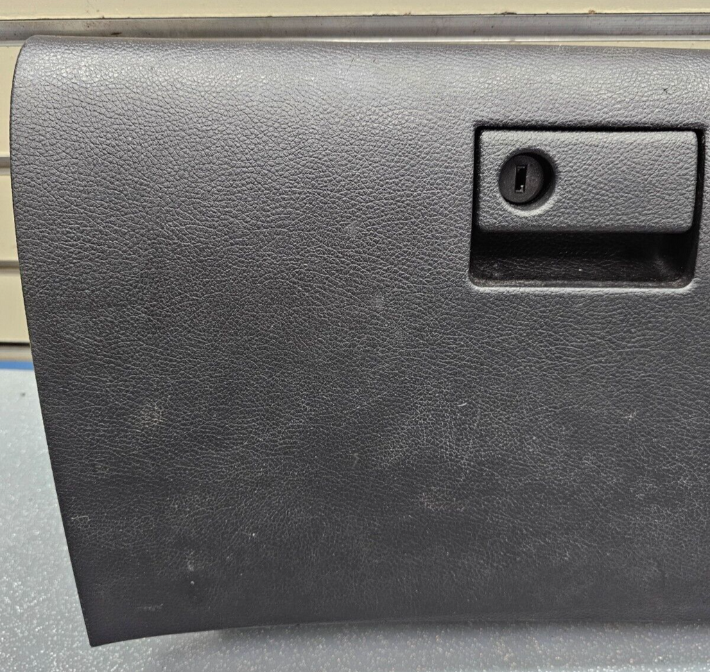 🔥09-12 MAZDA 6 DASH GLOVE STORAGE COMPARTMENT BOX DOOR LID ASSEMBLY BLACK OEM
