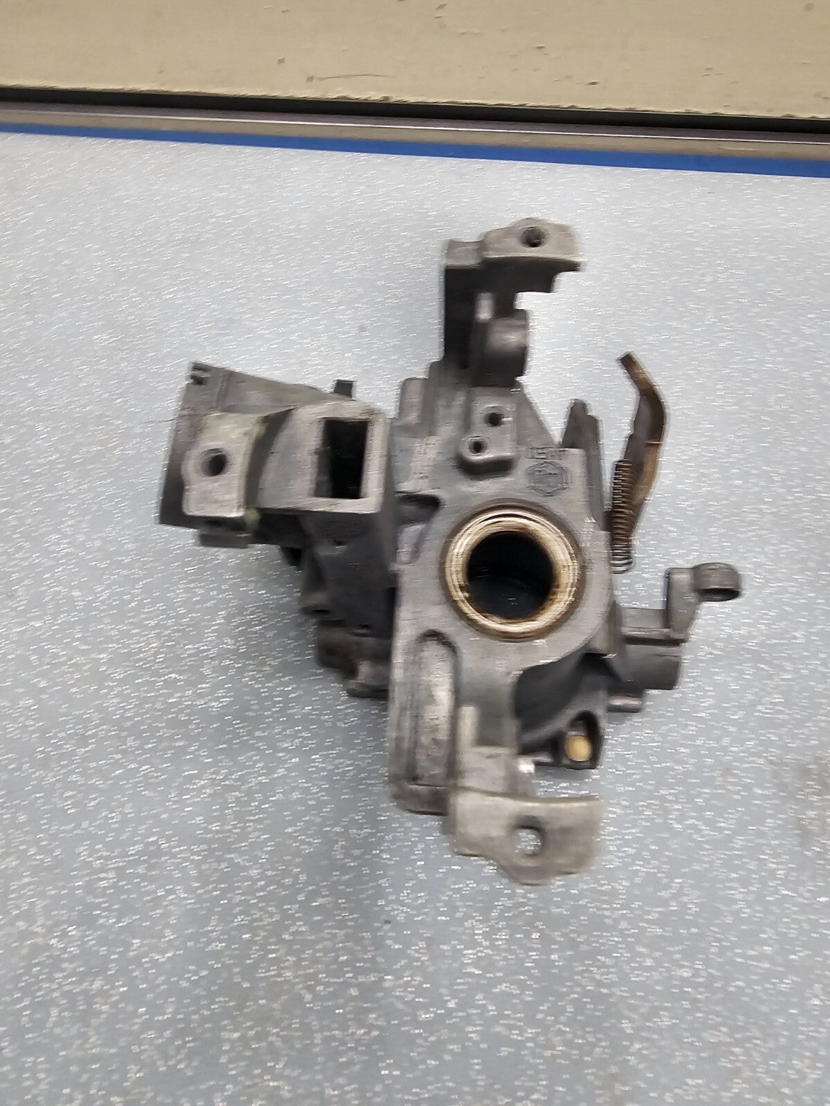 01-17 Ford Super Duty F-650 F-750 Power Steering Column Jacket Flange OEM