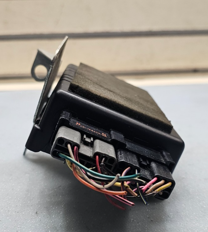 🔥1998-2002 Lincoln Town Car Air Ride Suspension Control Module Assembly