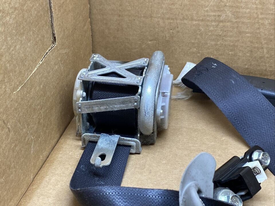 🔥11-15 Kia Optima Front Center Left Driver Bucket Seat Belt Retractor Assembly
