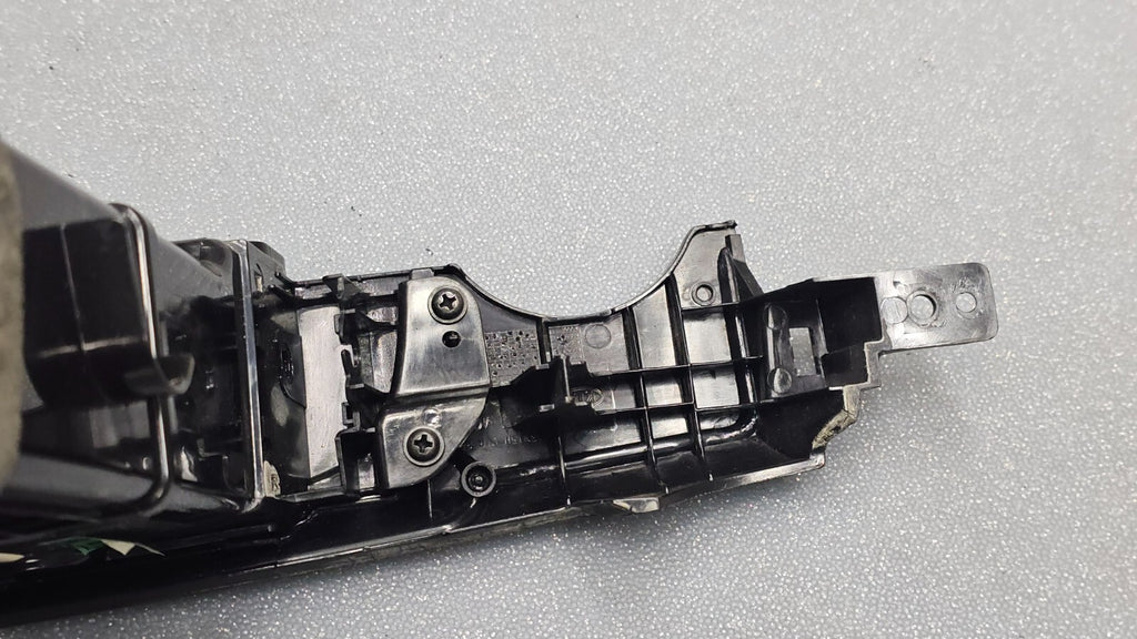 06-12 Kia Sedona Carnival Front Right Passenger Dash AC Air Vent Assembly Black