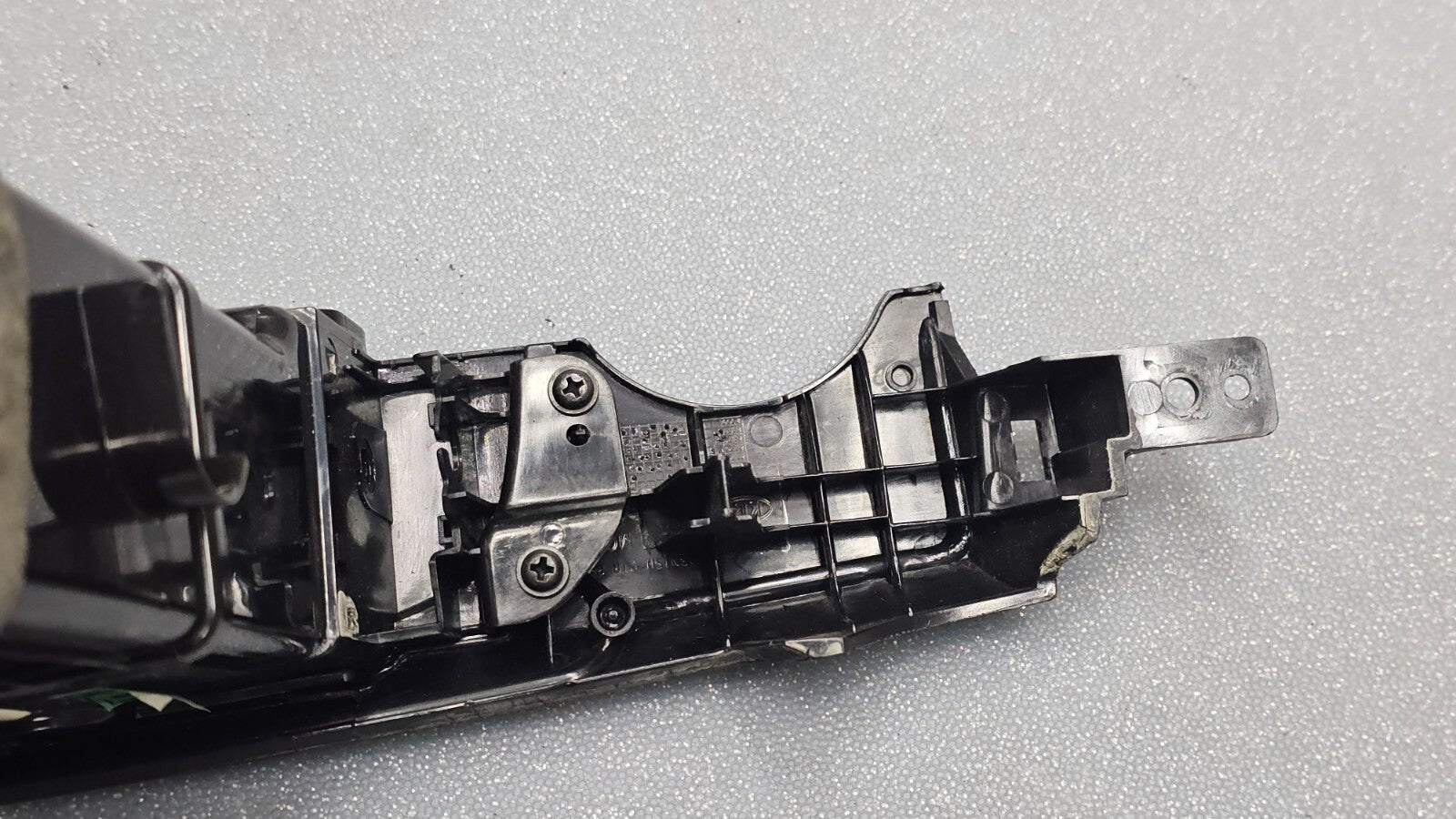06-12 Kia Sedona Carnival Front Right Passenger Dash AC Air Vent Assembly Black