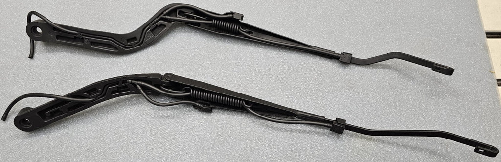 🔥00-05 CADILLAC DEVILLE LEFT DRIVER RIGHT PASSENGER WINDHSHIELD WIPER ARM SET
